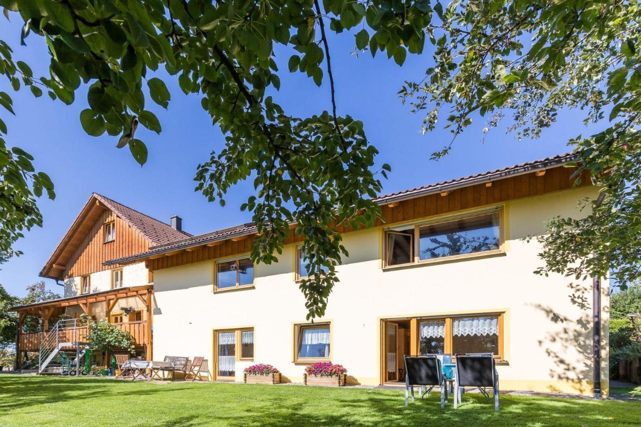 Apartment-Mit-Balkon Hergensweiler Exterior photo
